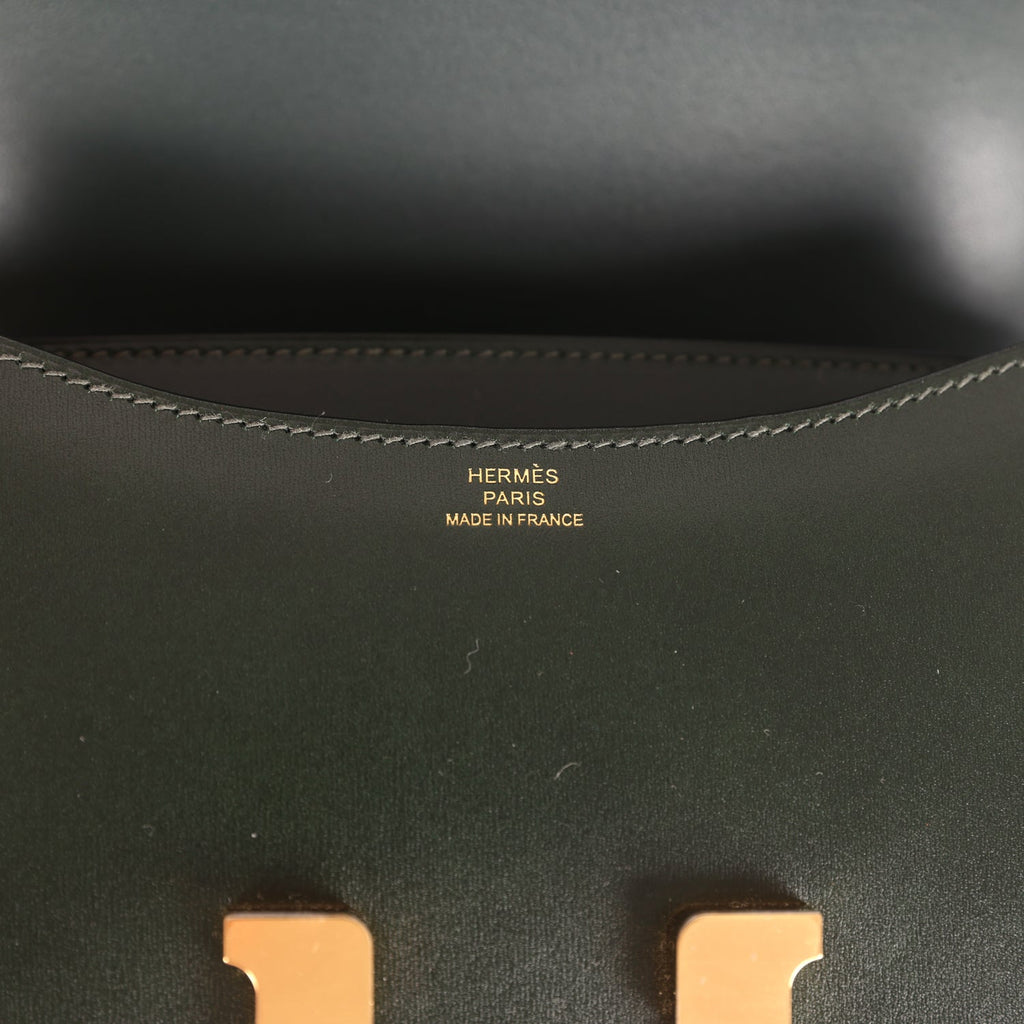 Constance 18 Vert Fonce Box Gold Hardware Bag