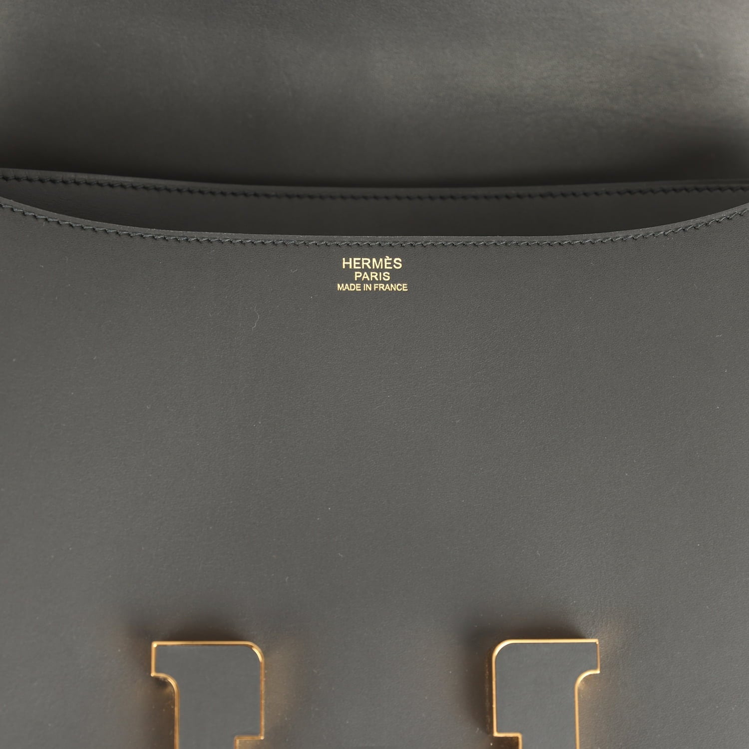 Constance Cartable 29 Black Sombrero Gold Hardware Bag