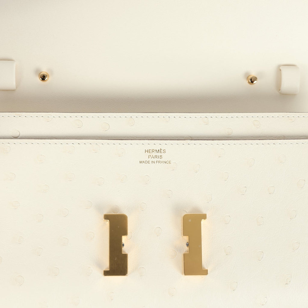 Constance Wallet To Go Nata Ostrich Gold Hardware Bag