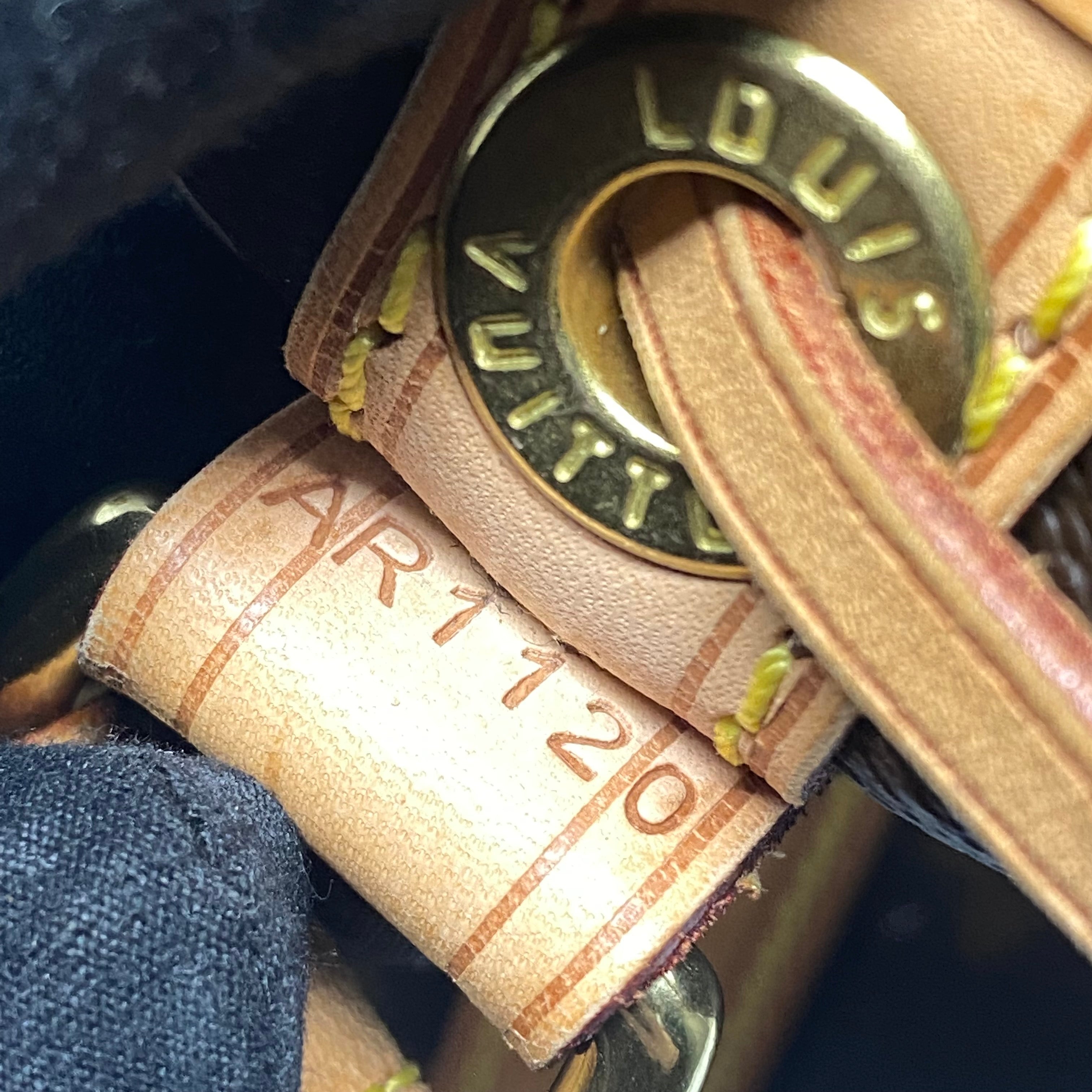 louis-vuitton-petit-noe-monogram-canvas
