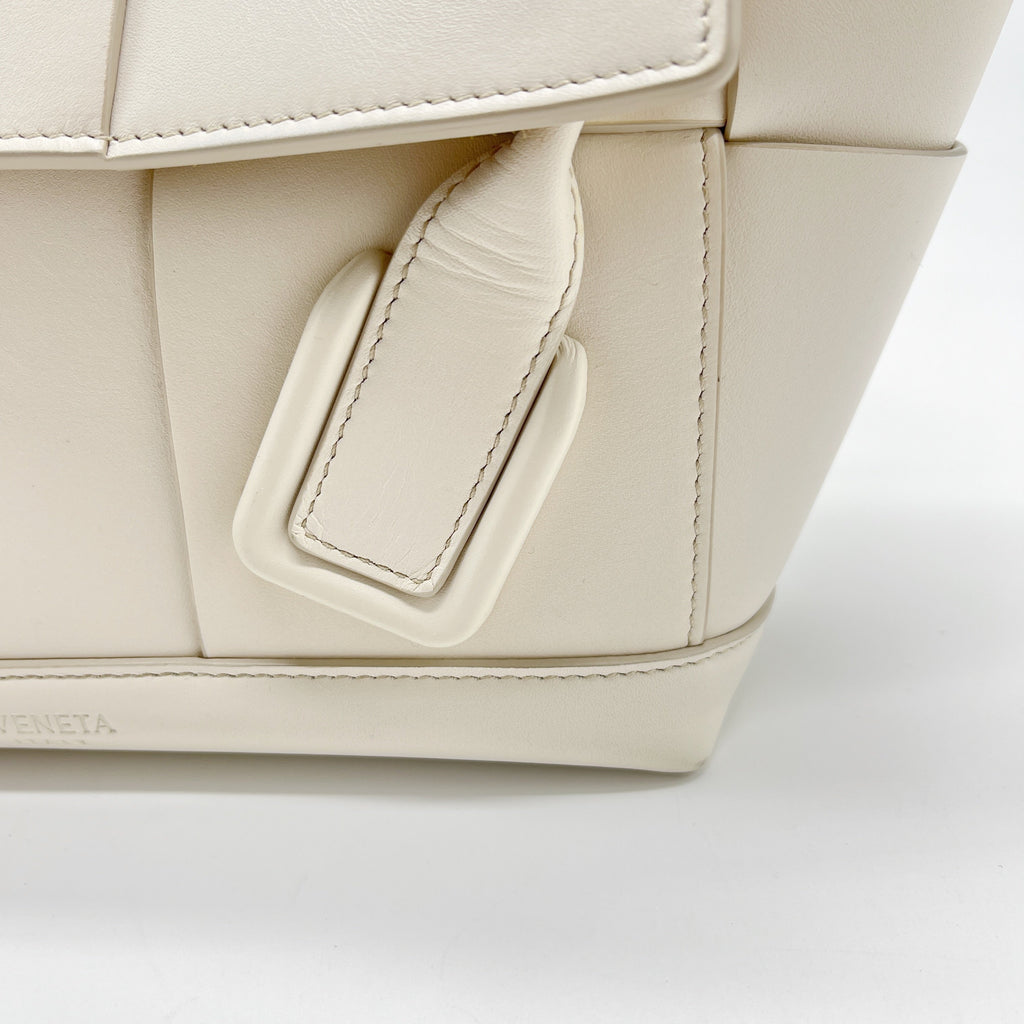 bottega-veneta-small-arco-white-shw