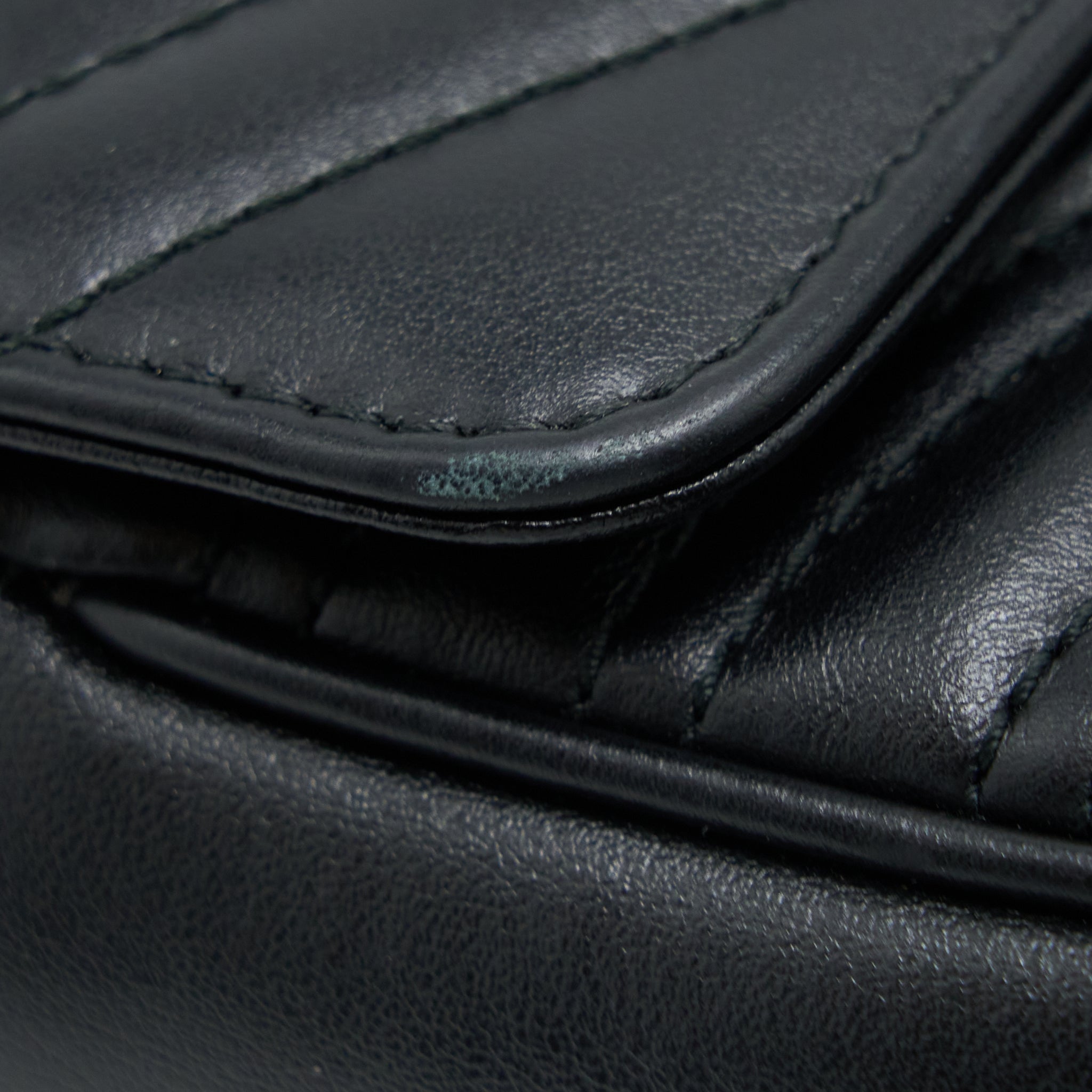 gucci-small-marmont-shoulder-bag-calfskin-black-ghw