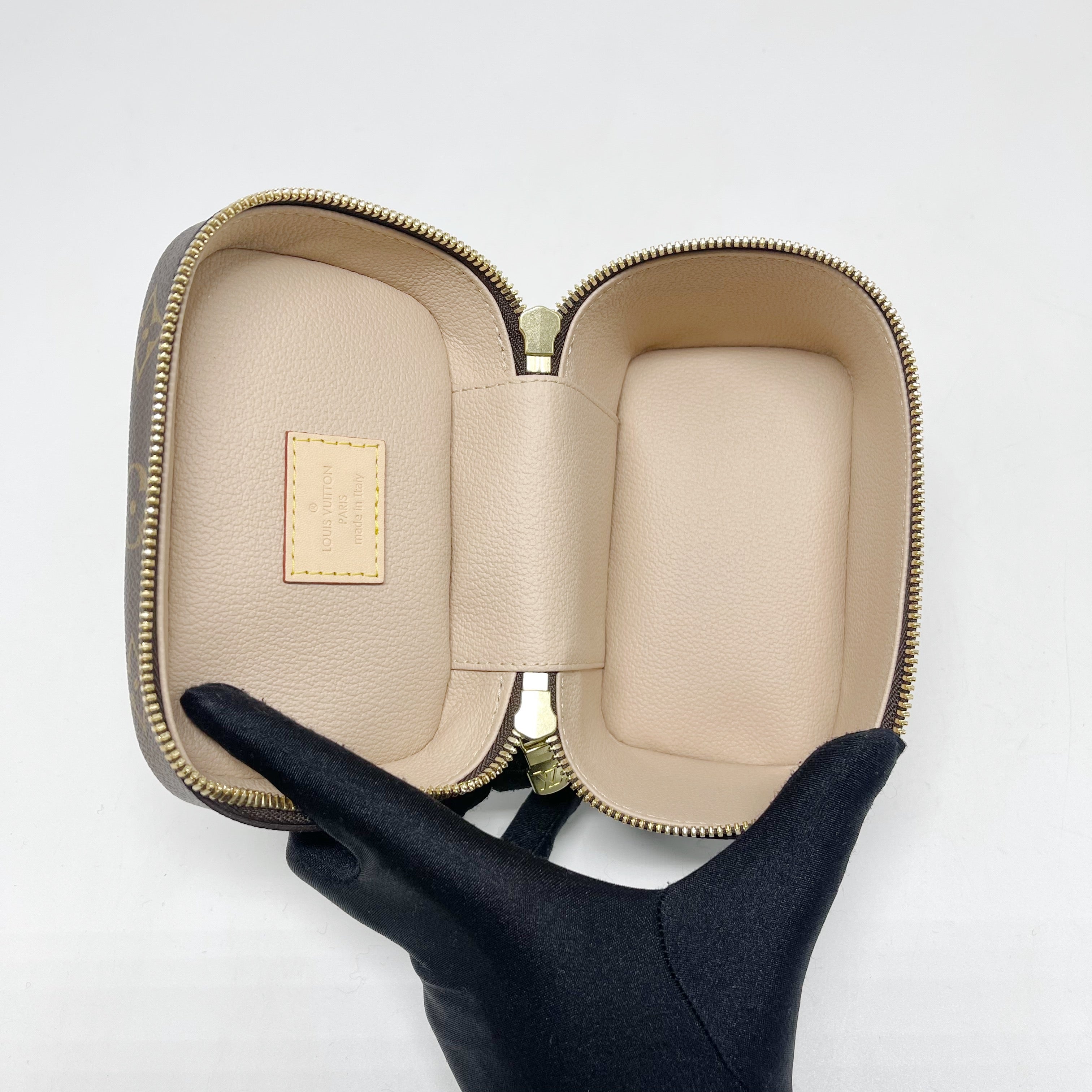 louis-vuitton-nice-nano-monogram-canvas
