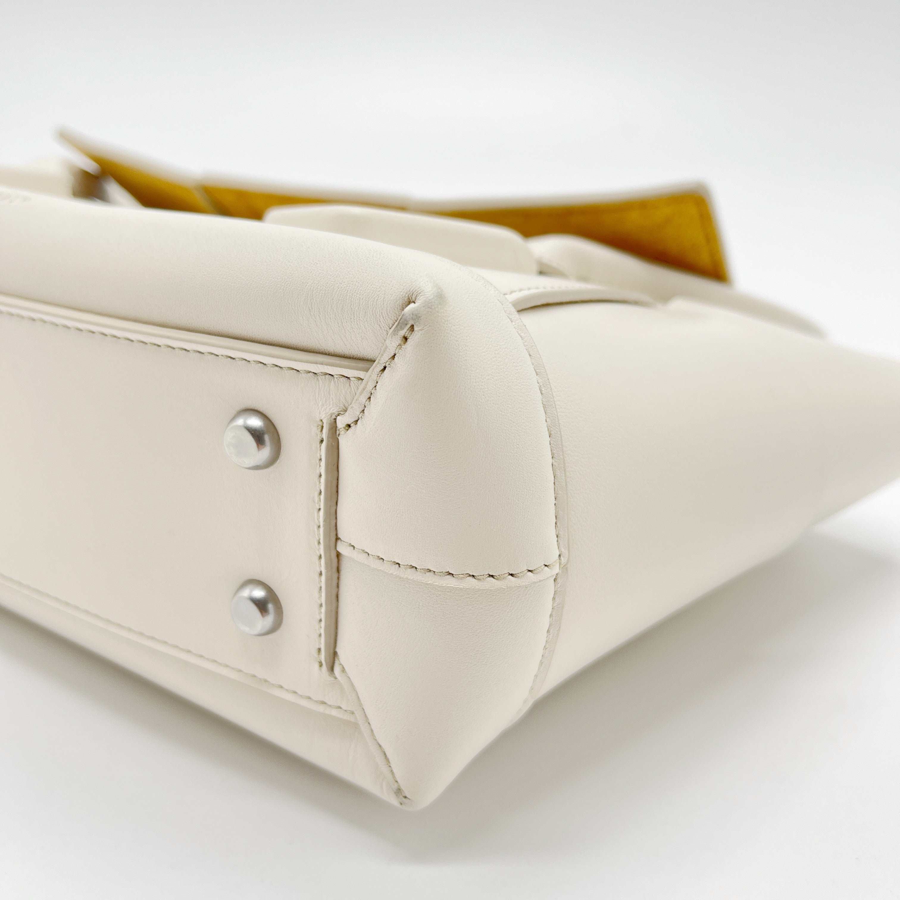 bottega-veneta-small-arco-white-shw