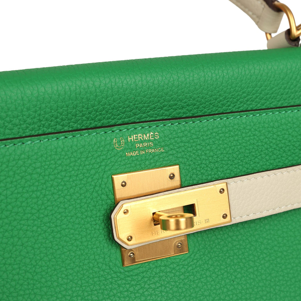 Kelly Retourne 28 Bambou and Craie Togo Brushed Gold Hardware Bag