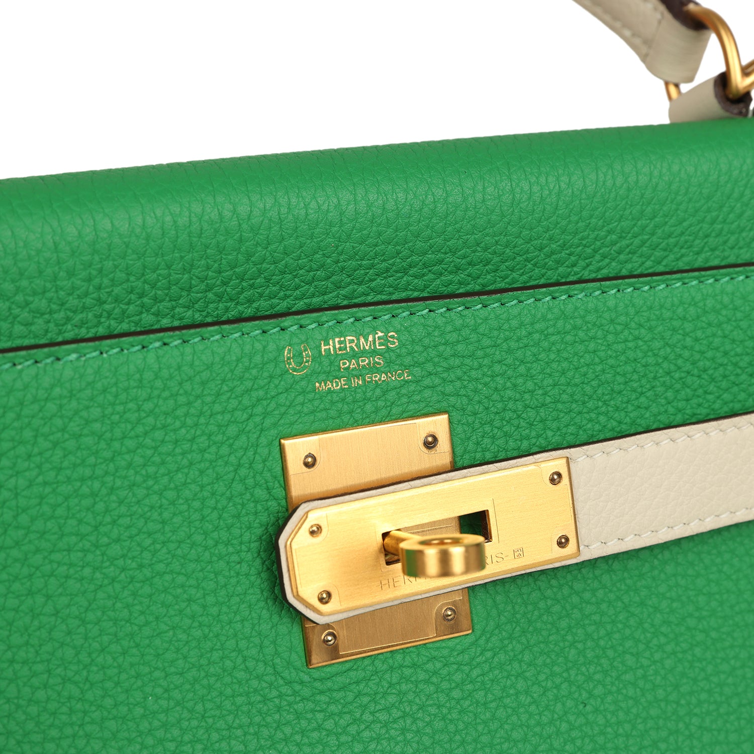 Kelly Retourne 28 Bambou and Craie Togo Brushed Gold Hardware Bag