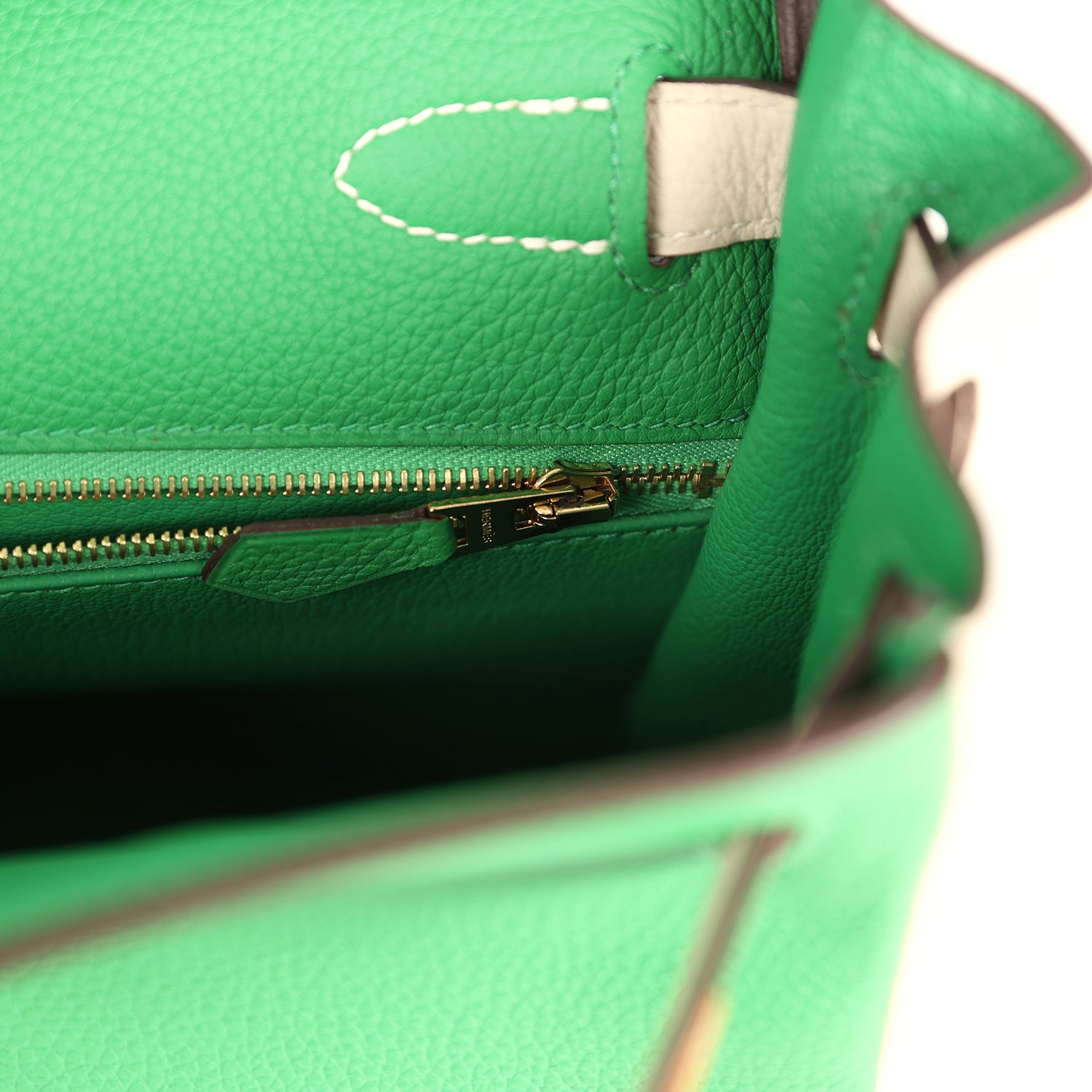 Kelly Retourne 28 Bambou and Craie Togo Brushed Gold Hardware Bag