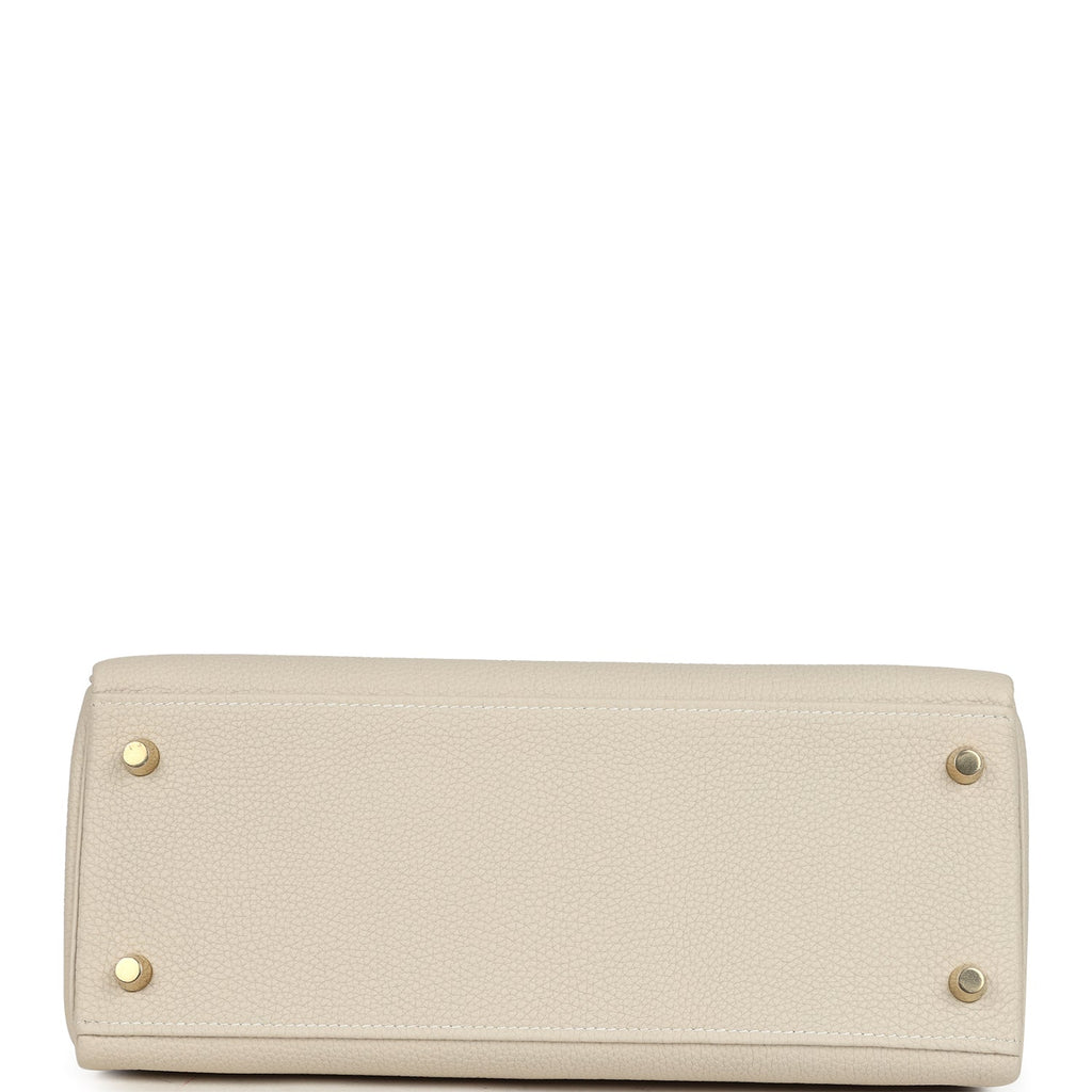 Kelly Retourne 28 Craie Togo Gold Hardware Bag