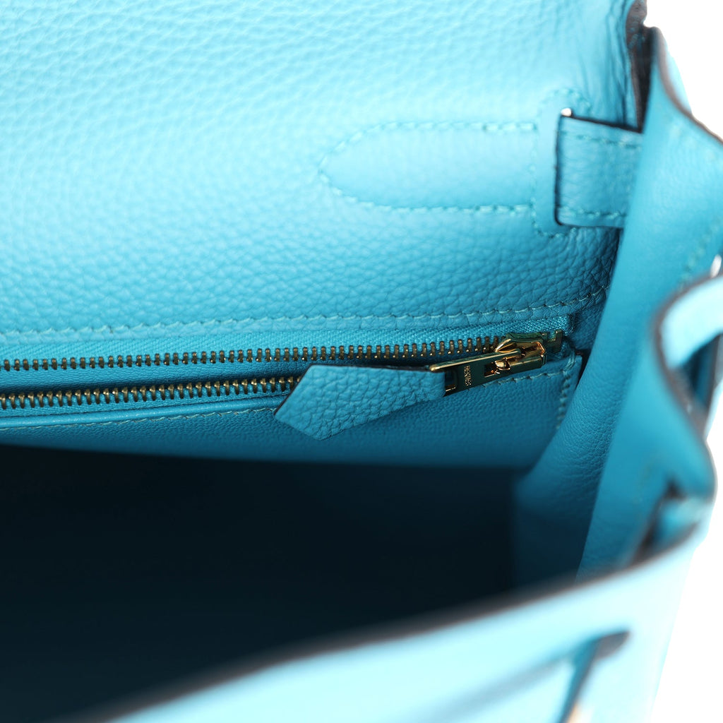 Kelly Retourne 28 Turquoise Togo Gold Hardware Bag