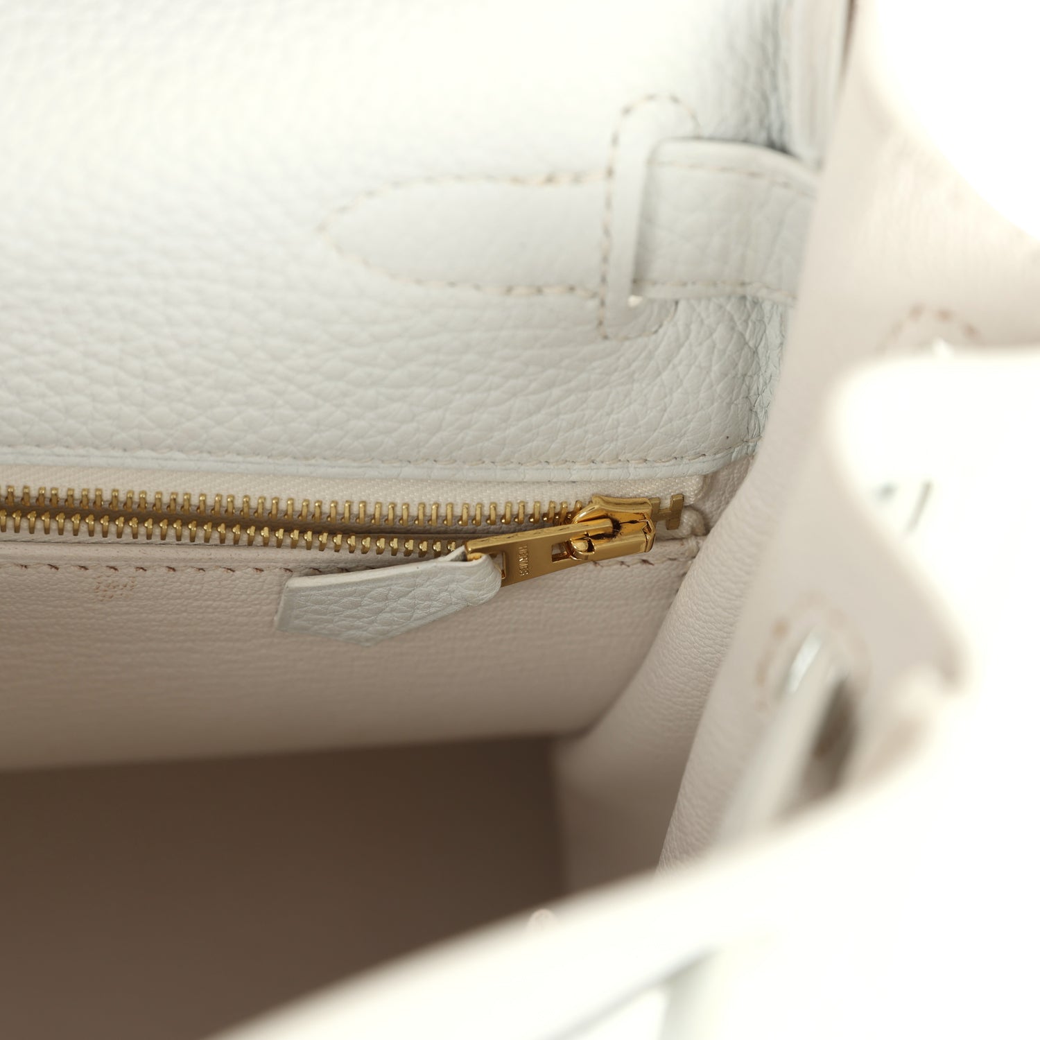 Kelly Retourne 28 White Clemence Gold Hardware Bag