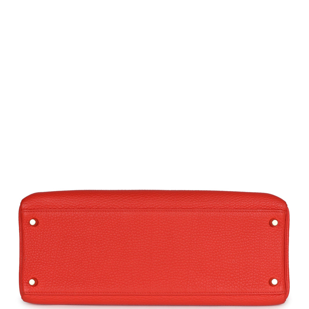 Kelly Retourne 35 Capucine Togo Gold Hardware Bag