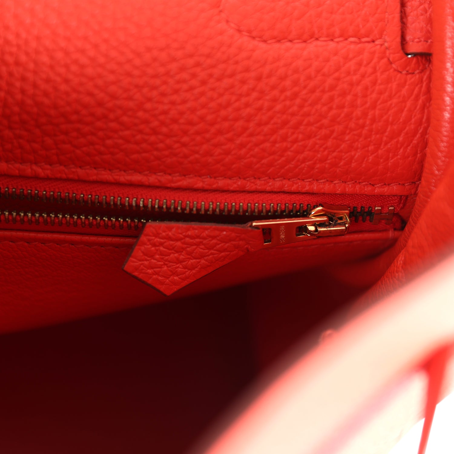 Kelly Retourne 35 Capucine Togo Gold Hardware Bag