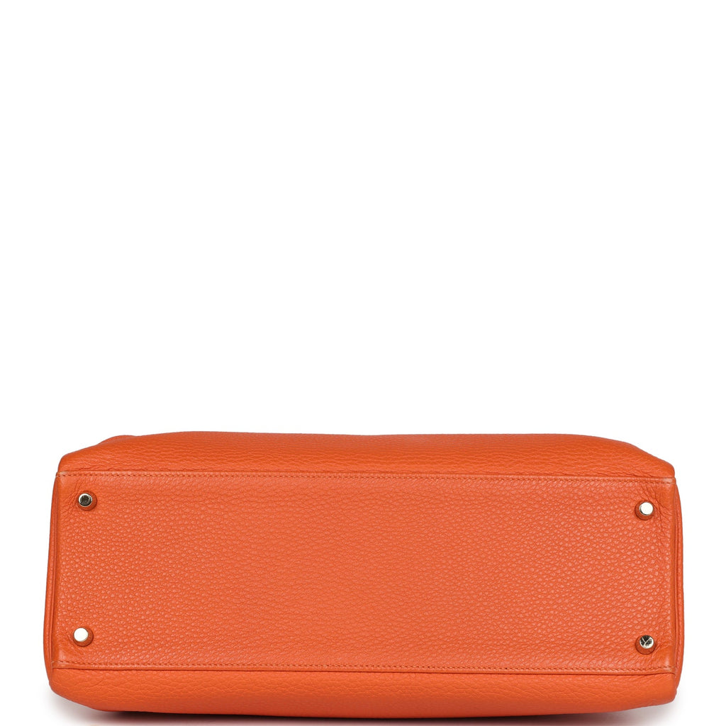 Kelly Retourne 35 Orange Togo Gold Hardware Bag