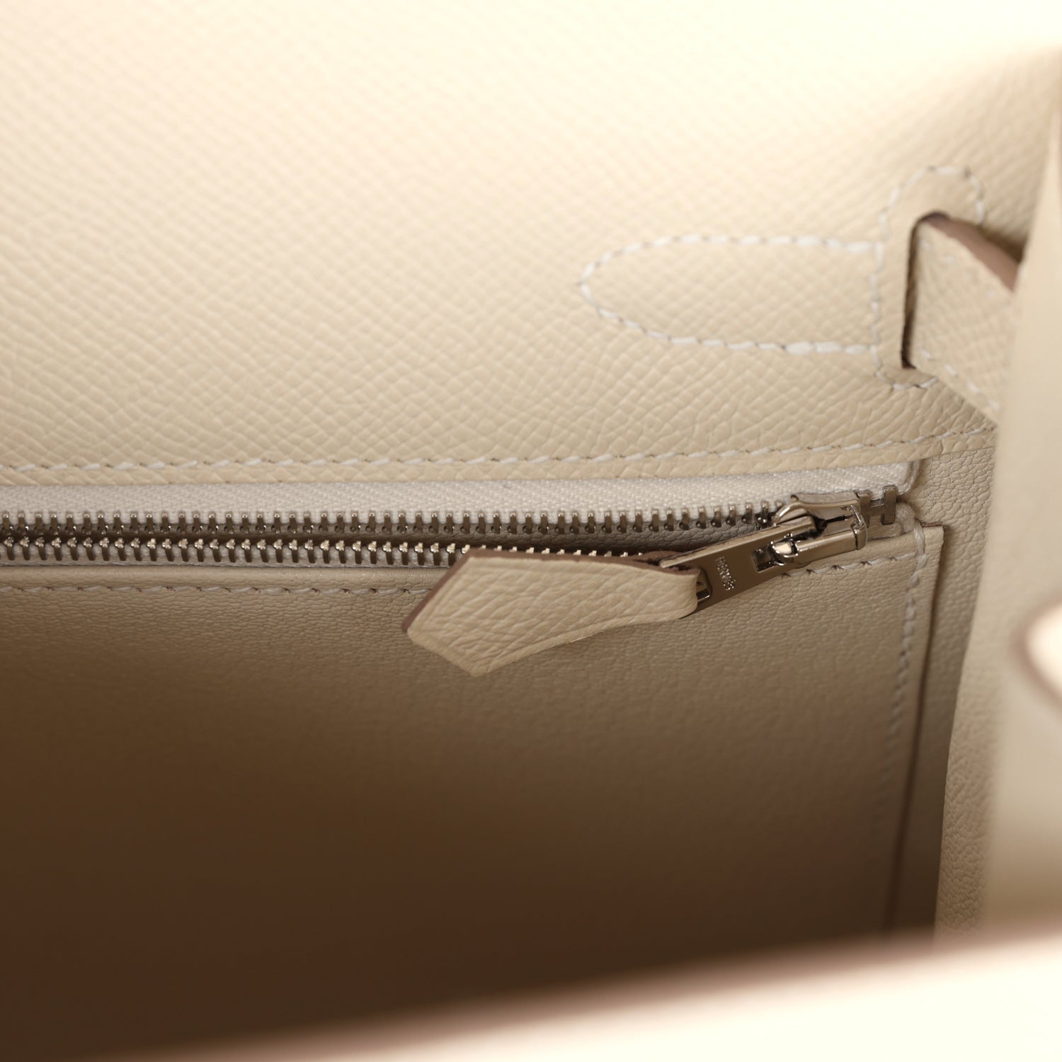 Kelly Sellier 28 Craie Epsom Palladium Hardware Bag