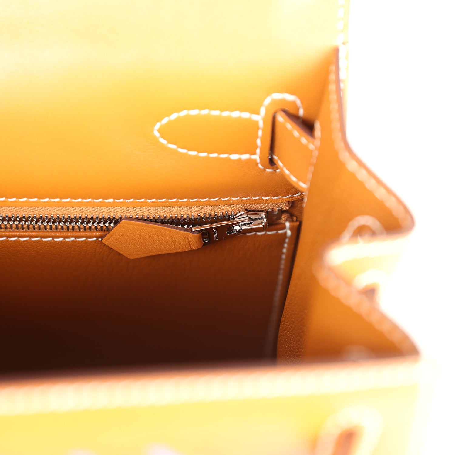 Kelly Sellier 28 "Painted Quadrige" Naturel Sable Butler Palladium Hardware Bag