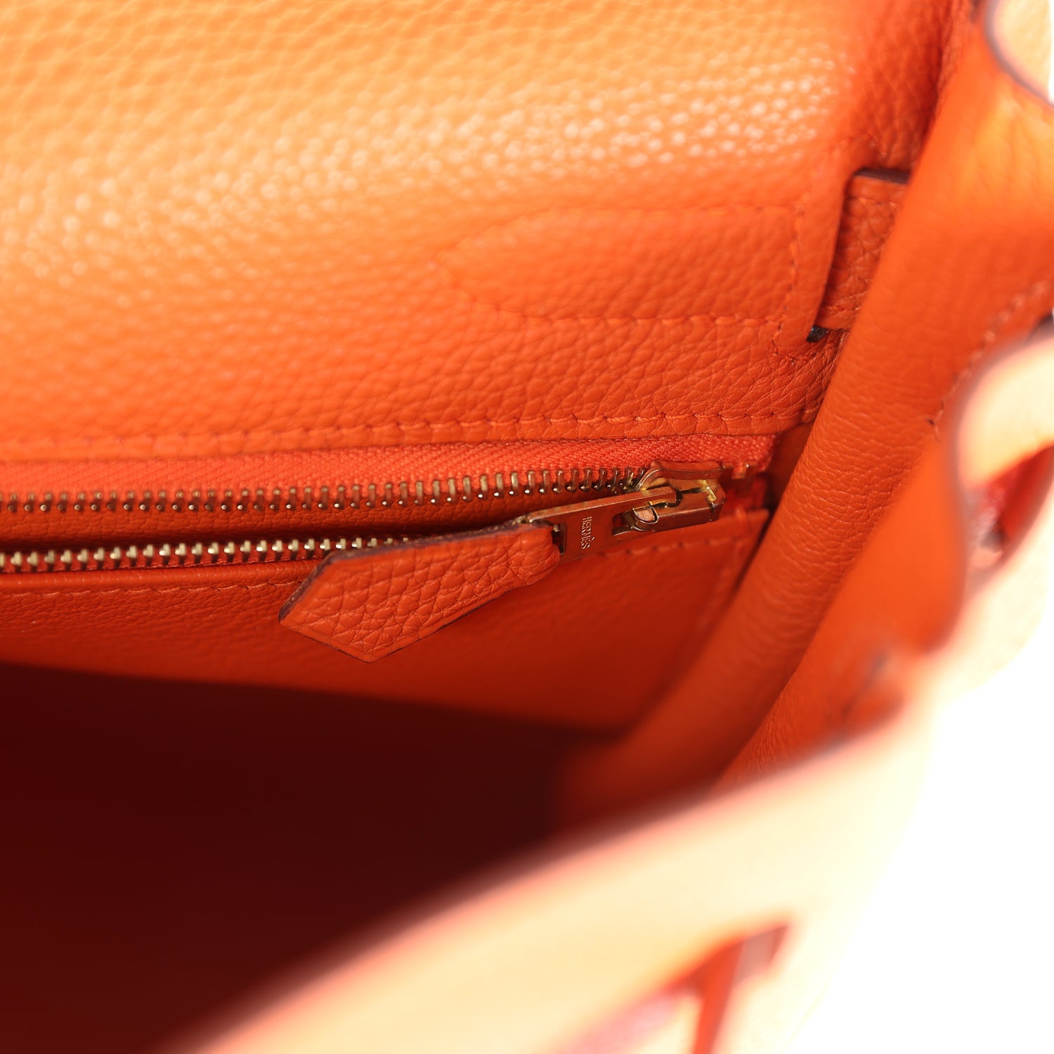 Vintage Kelly Retourne 32 Orange Togo Gold Hardware Bag