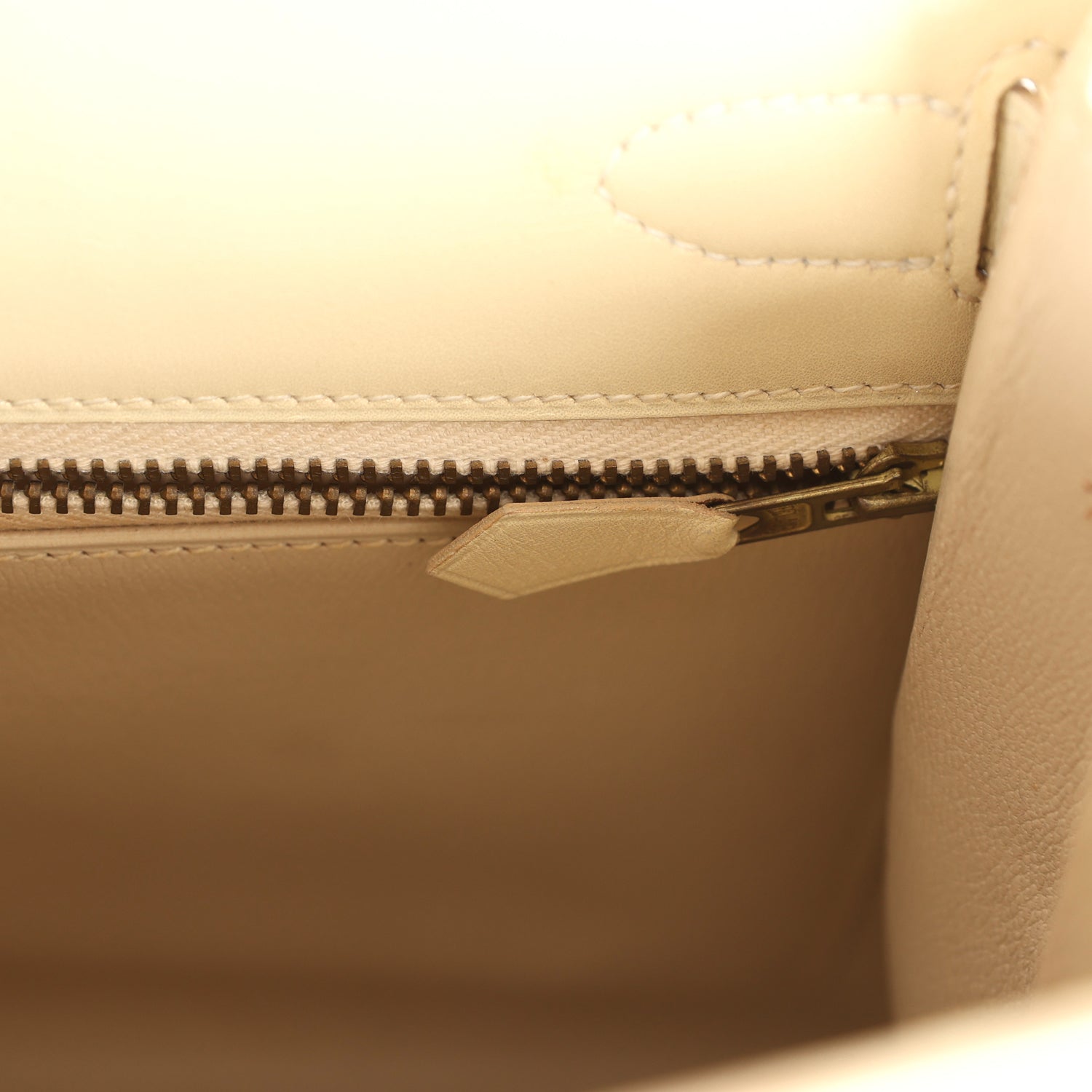 Vintage Kelly Sellier 28 Parchemin Box Gold Hardware Bag